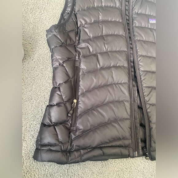 Patagonia Nylon Down Filled Puffer Vest - Picture 9 of 9